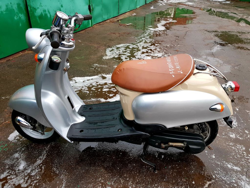 Yamaha best sale vino 50